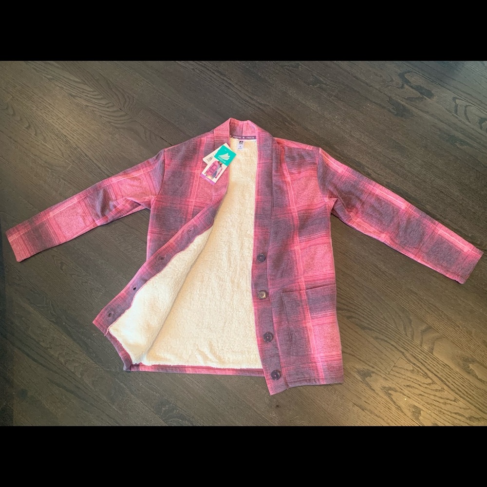 FREE2B Sherpa Cardigan, Size Small in Burgandy Plaid